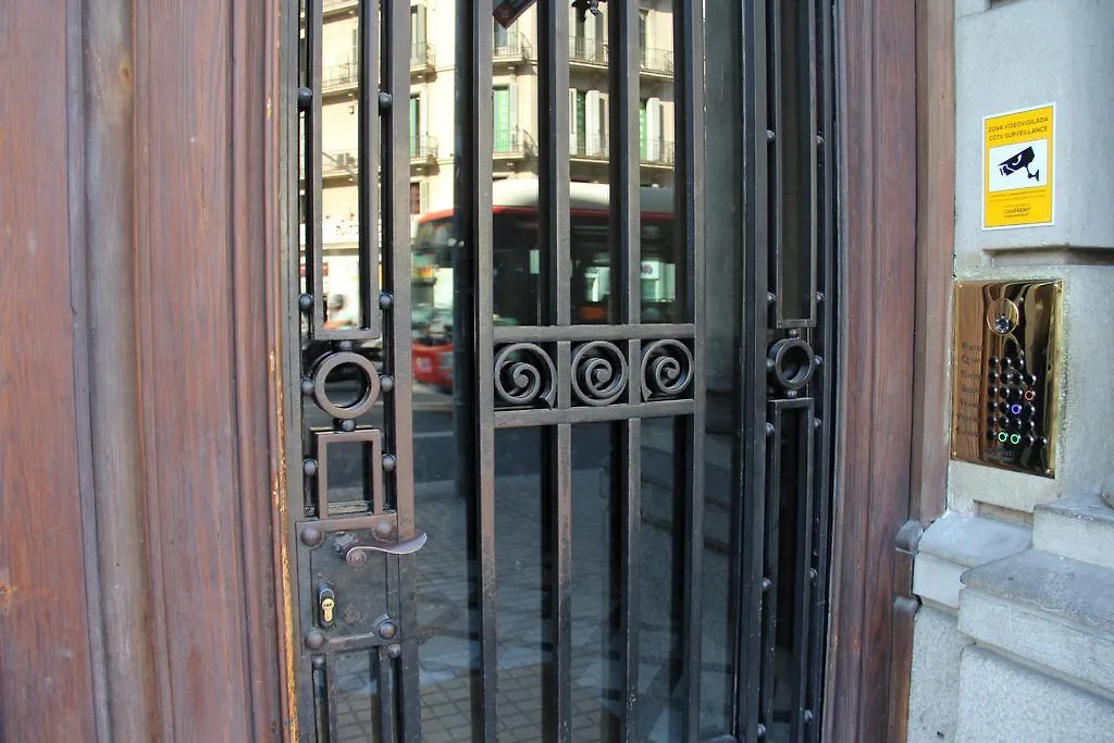 Alternative Creative Youth Hostel Barcelona