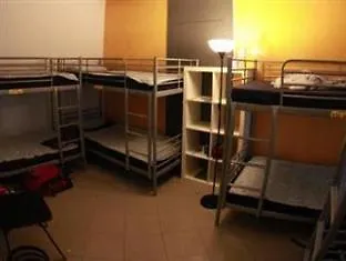 Alternative Creative Youth Hostel Barcelona Spain